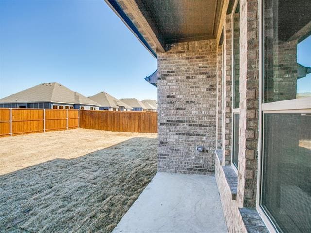 Building Photo - 524 Redbud Dr