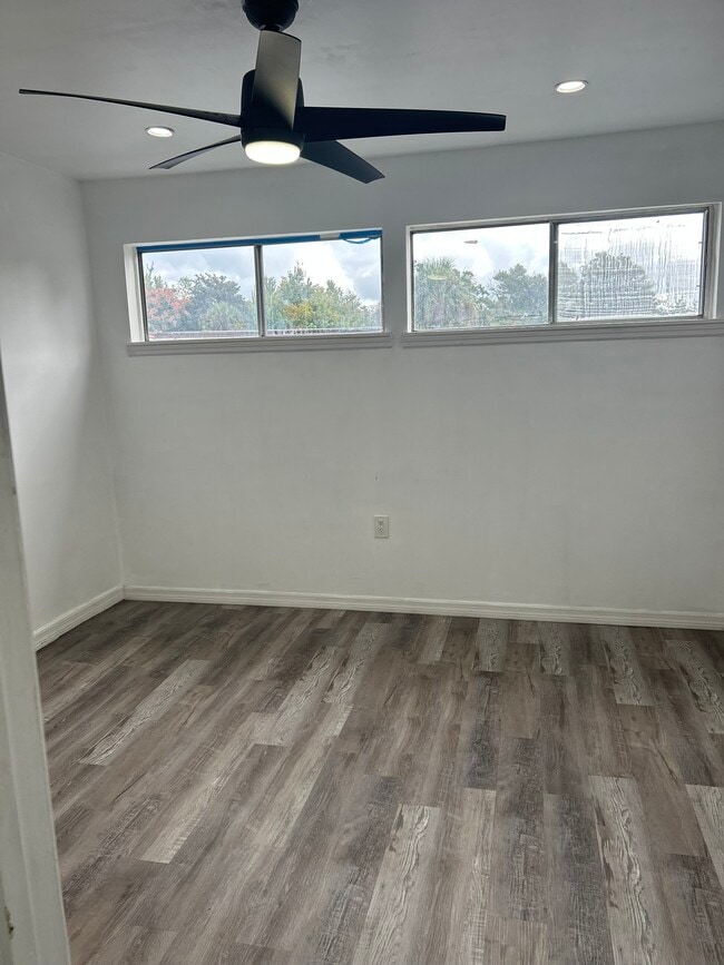 Building Photo - 3980 Crayrich Cir