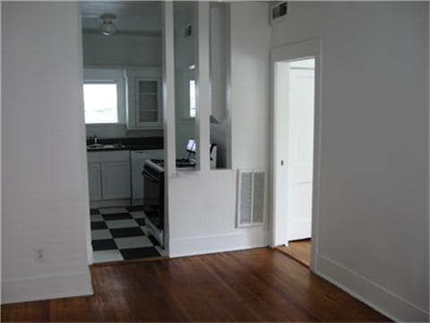 Building Photo - 2520 Hopkins St