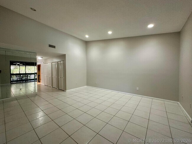 Building Photo - 9292 Sable Ridge Cir