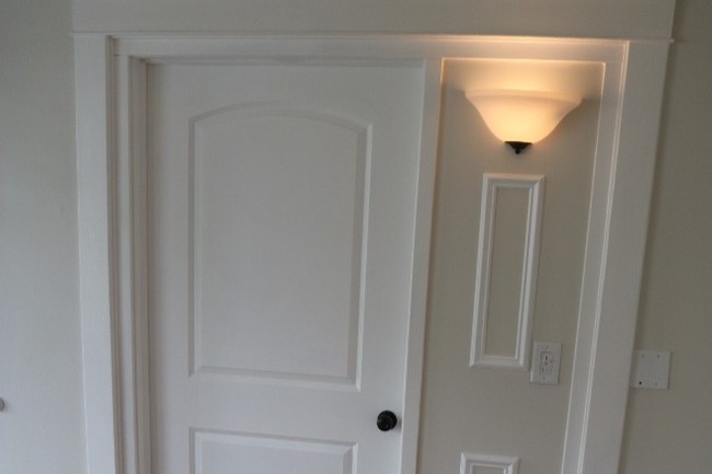 arch doors, old woodwork, sconces on dimmers - 470 South Ave