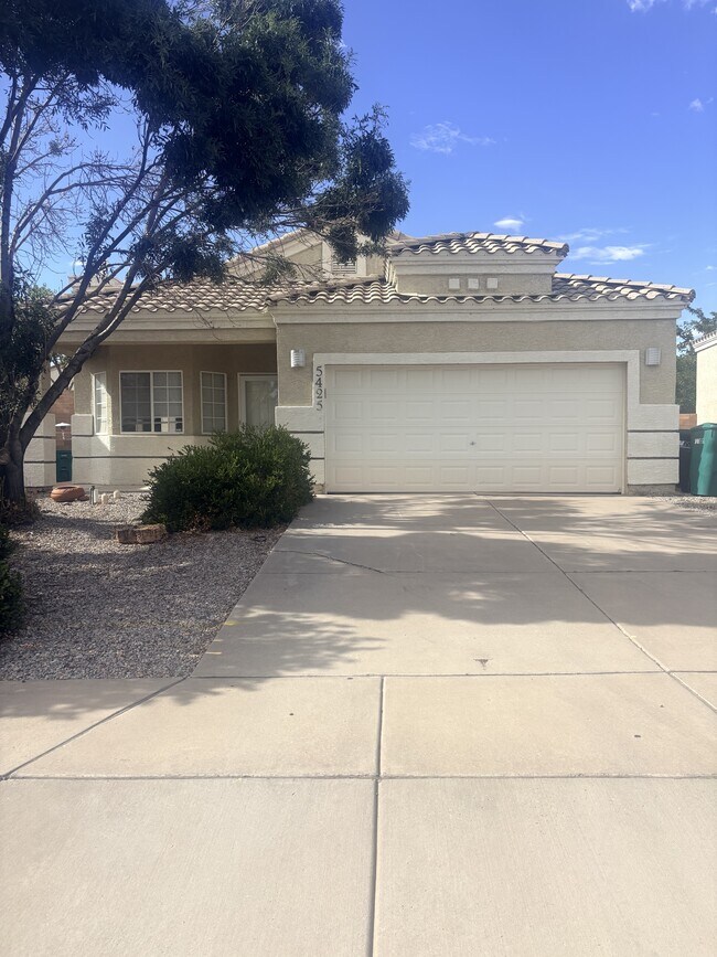 Building Photo - 5425 Caballo Ct NE