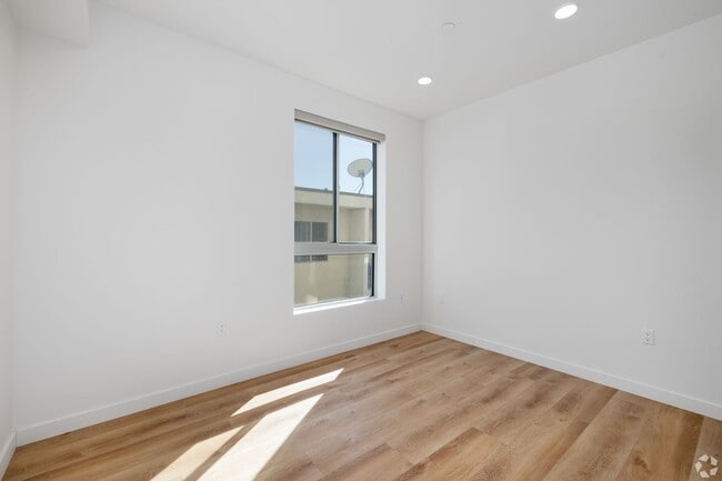 Interior Photo - Federal Apartments
