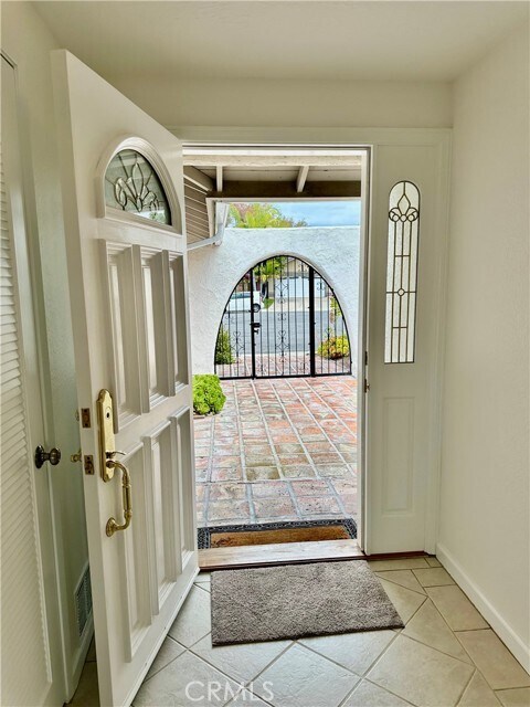 Building Photo - 27462 Vía Olmo