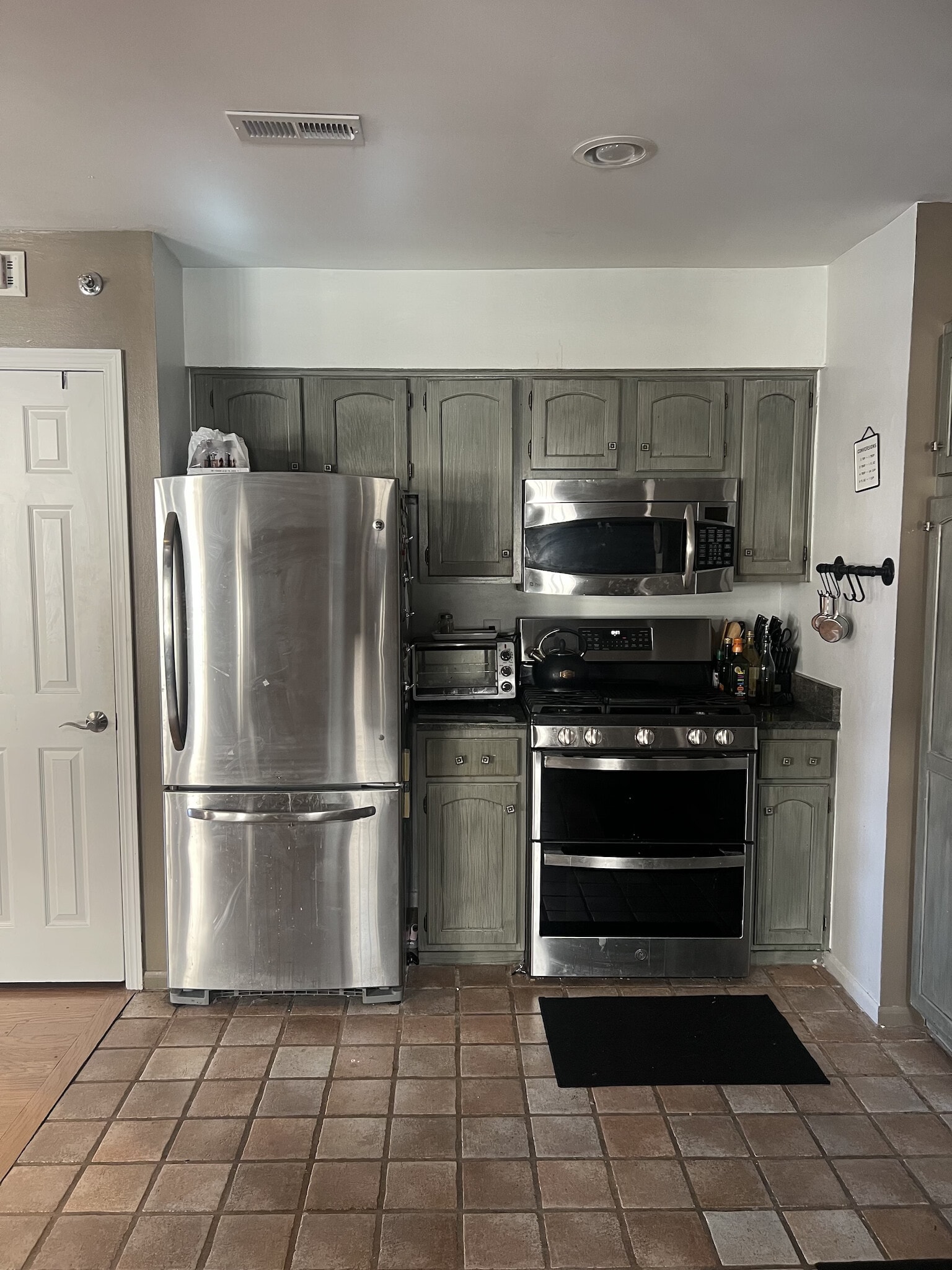 Building Photo - 51 W Blenkner St