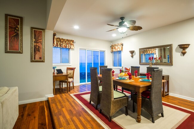 Building Photo - Welcome to this stunning 3-bedroom, 3-bathroom beachfront island oasis in the beautiful Hauula, HI.