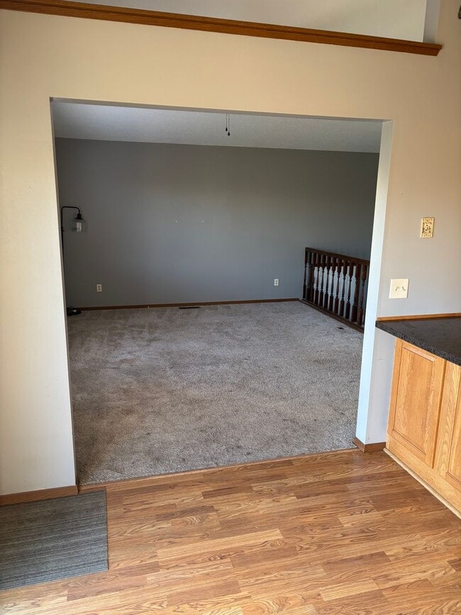 Building Photo - 6105 W Bakker Park Dr