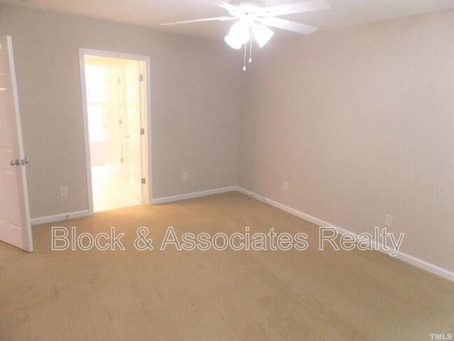 Building Photo - 2506 Patton Ln