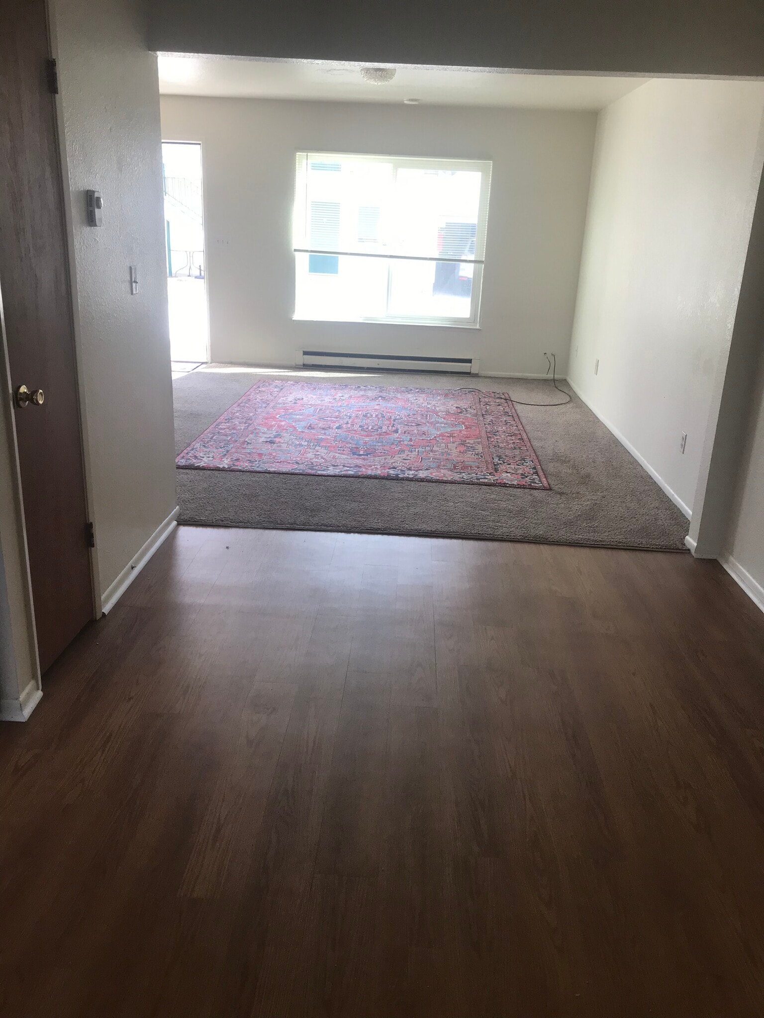 Living room with cover carpet - 630 Chestnut St