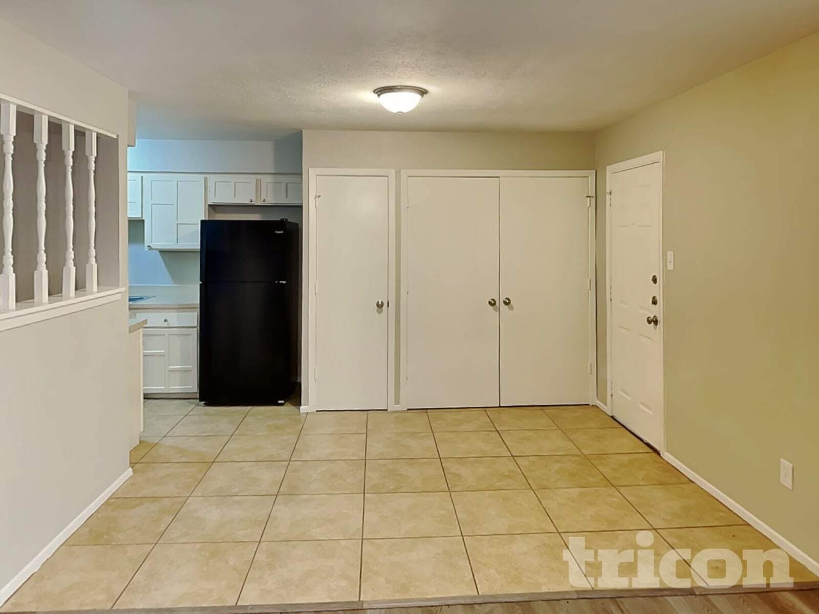 Building Photo - 1555 Willowbrook St