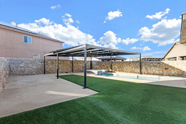 Building Photo - 14861 Oldenberg Ct