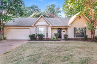 Building Photo - 6638 Meadow Bend Dr