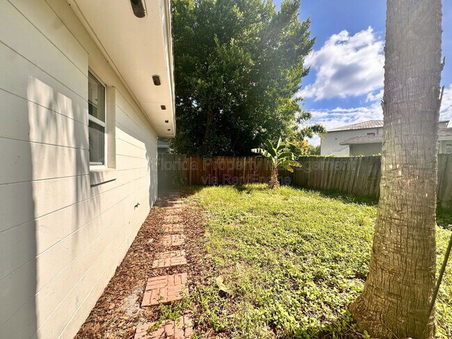 Building Photo - 1432 Lantry Ct