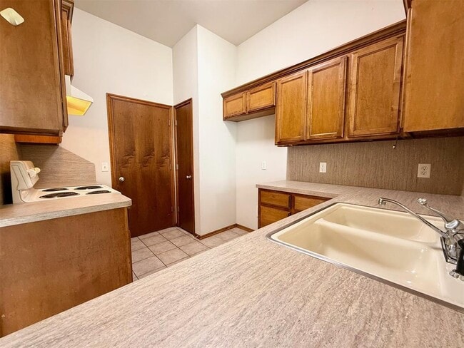 Building Photo - 2509 Arbor Dr