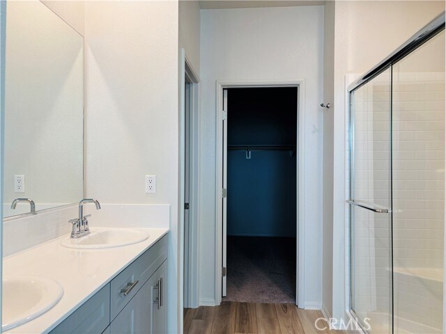 Building Photo - 40681 Birchfield Dr