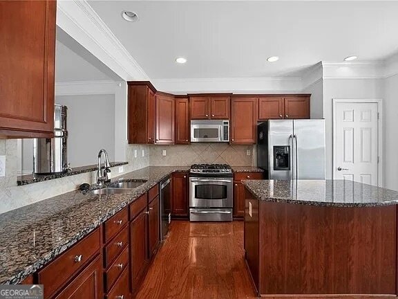 Building Photo - 4753 Cheviot Way SE