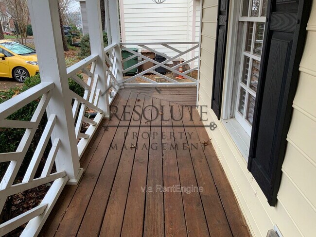 Building Photo - 207 Leeward Ct