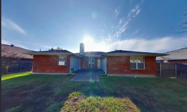 Building Photo - Comfortable Living, Beautiful Spaces — 3-Bedroom Home