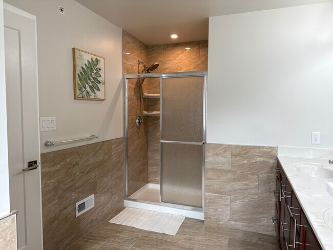 Building Photo - 115 Wynstone Ct