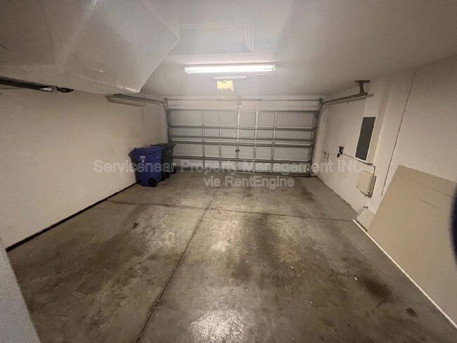 Building Photo - 8528 Sandpiper Ridge Ave