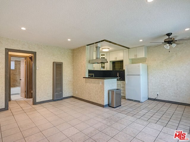Building Photo - 4364 Berryman Ave