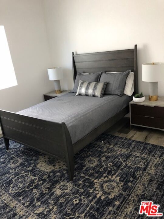 Building Photo - 3946 S Budlong Ave