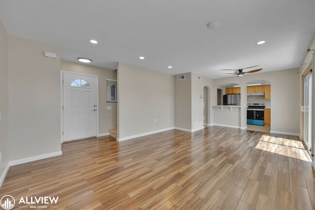 Building Photo - Beautifully Renovated 2-Bedroom Corner Tow...