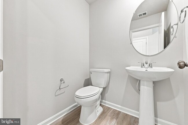 Building Photo - 394 Seeback Dr