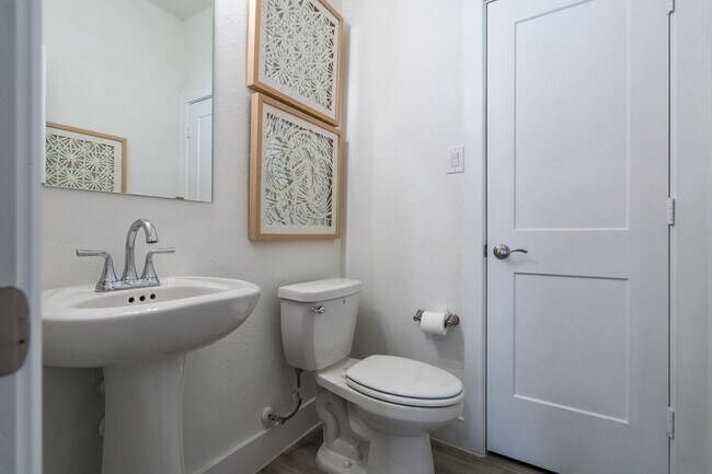 Building Photo - 13210 Wood Leaf Pk