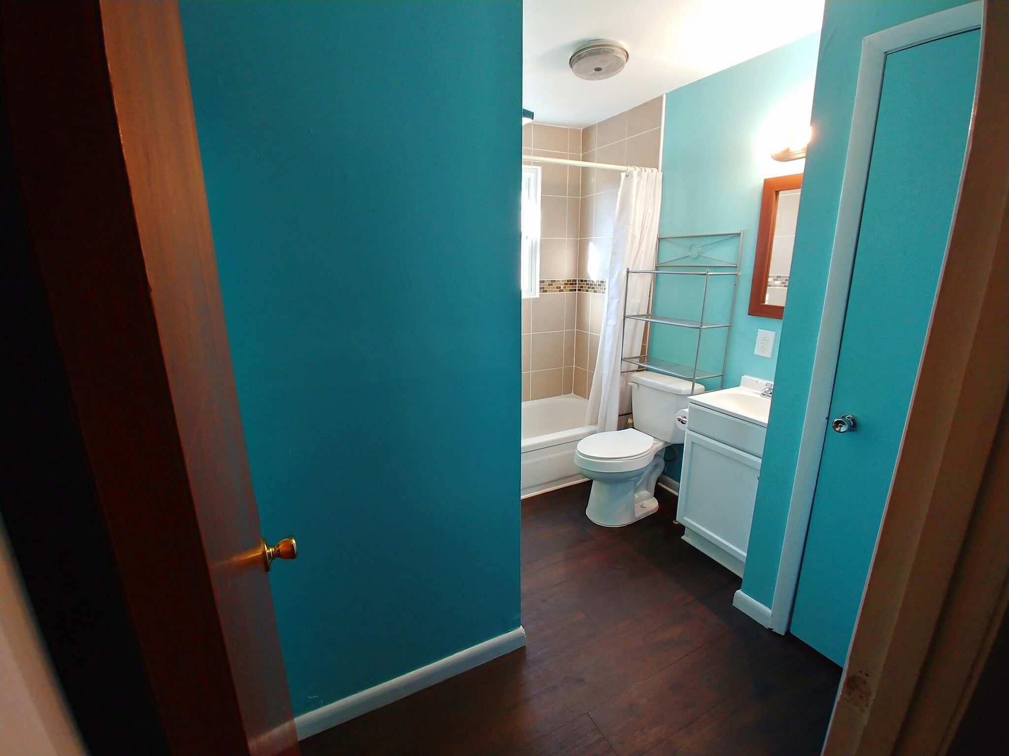 Building Photo - 644 N 5th St