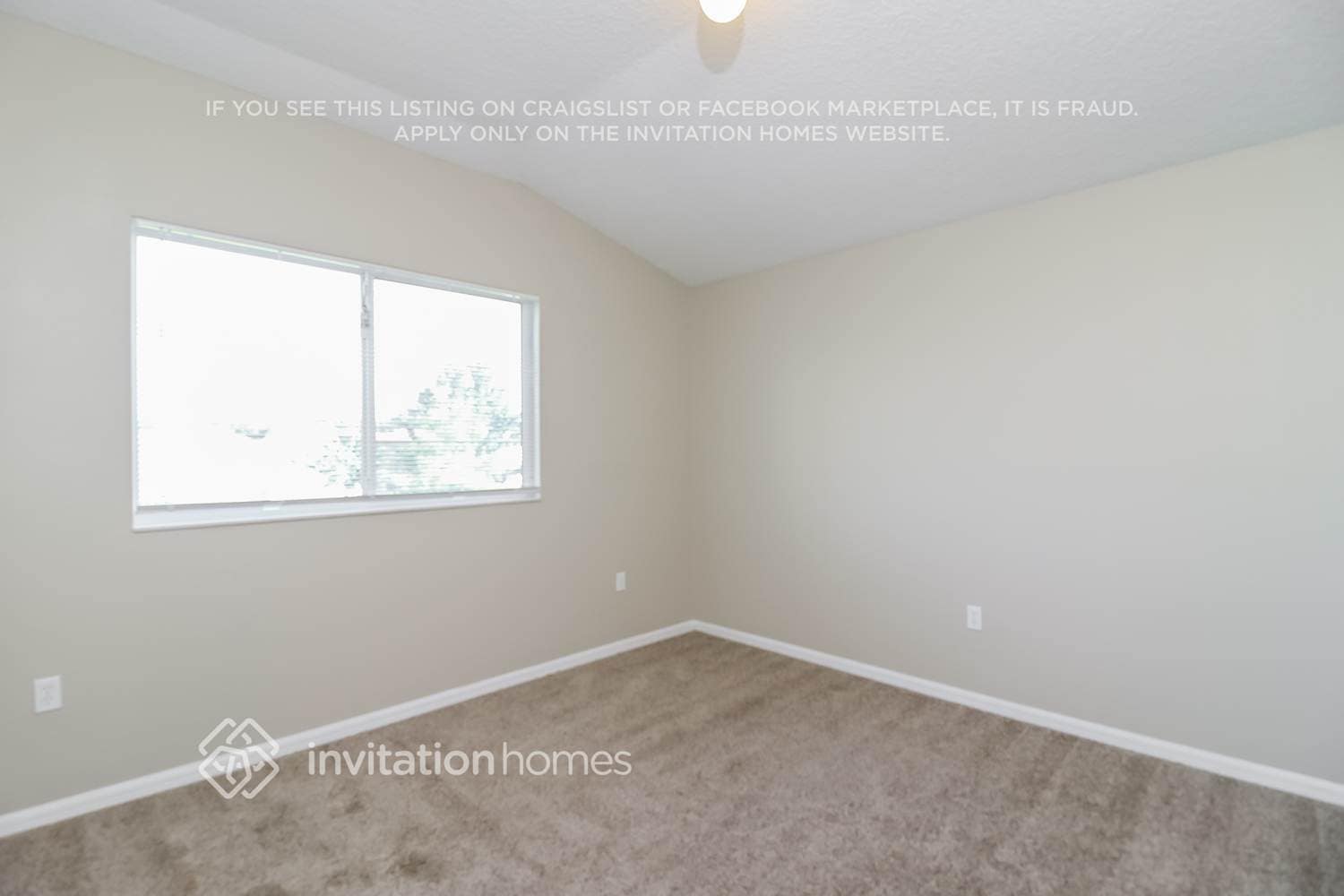 Building Photo - 6210 Blue Runner Ct