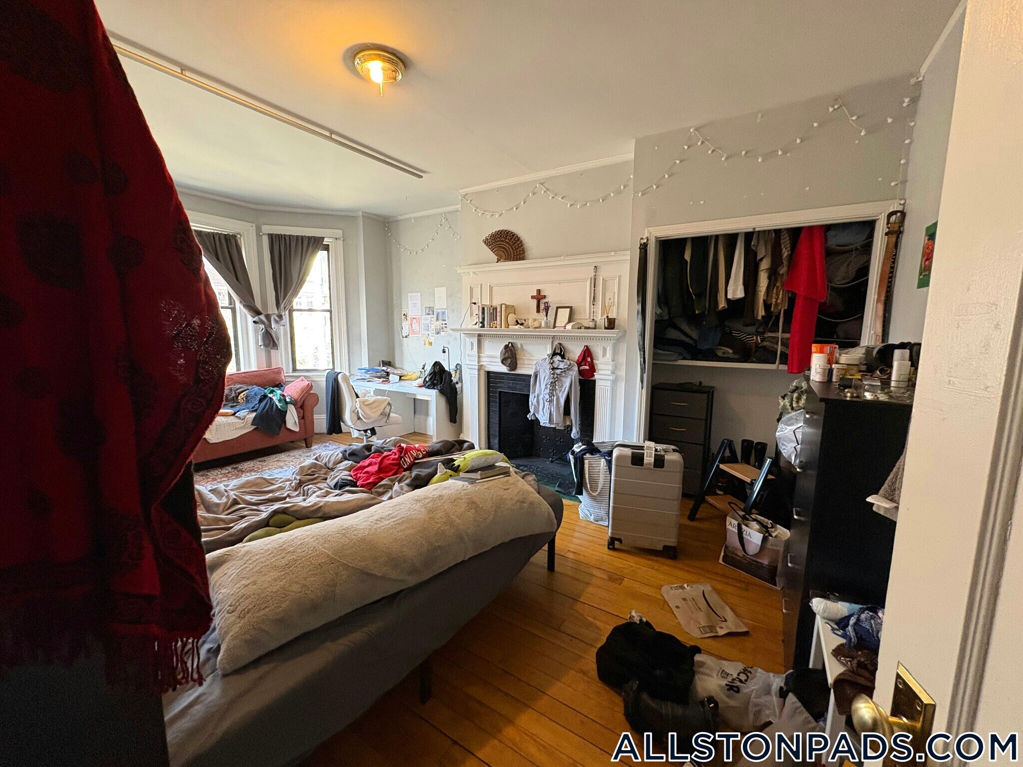 Building Photo - 18 Glenville Ave