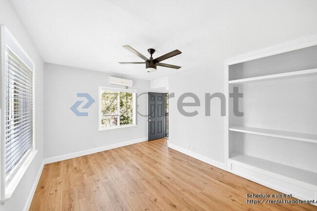 Building Photo - 5189 Olivewood Ave