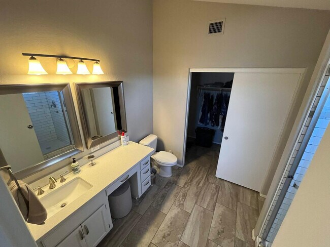 Building Photo - 11669 W Pine Mountain Ct