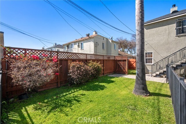 Building Photo - 15702 Halldale Ave