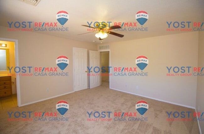 Building Photo - Charming home in SK Ranch!