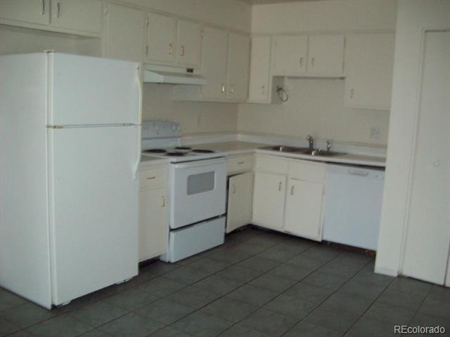 Building Photo - 12124 E Oregon Dr