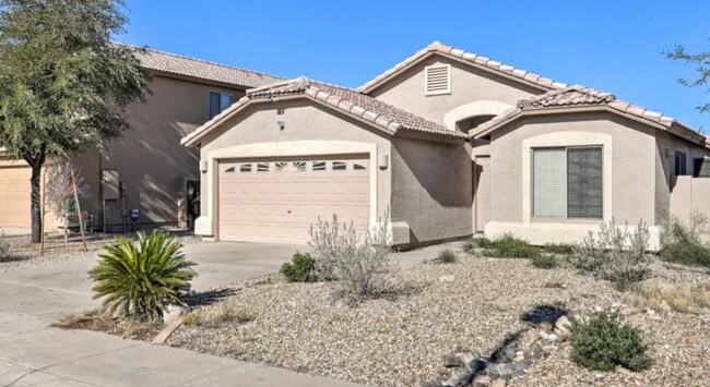Building Photo - 13520 W Solano Dr