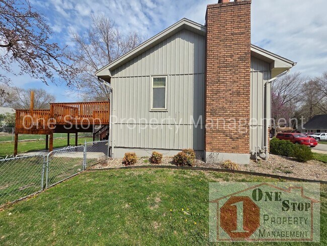 Building Photo - Gorgeous 3 Bedroom, 2.5 Bath in Kearney!