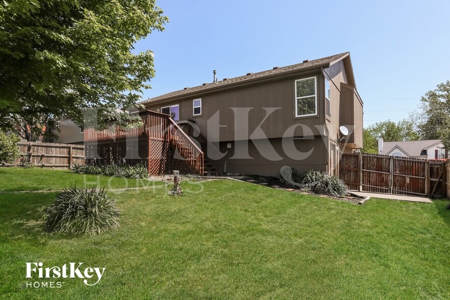 Building Photo - 16306 Harris Ave