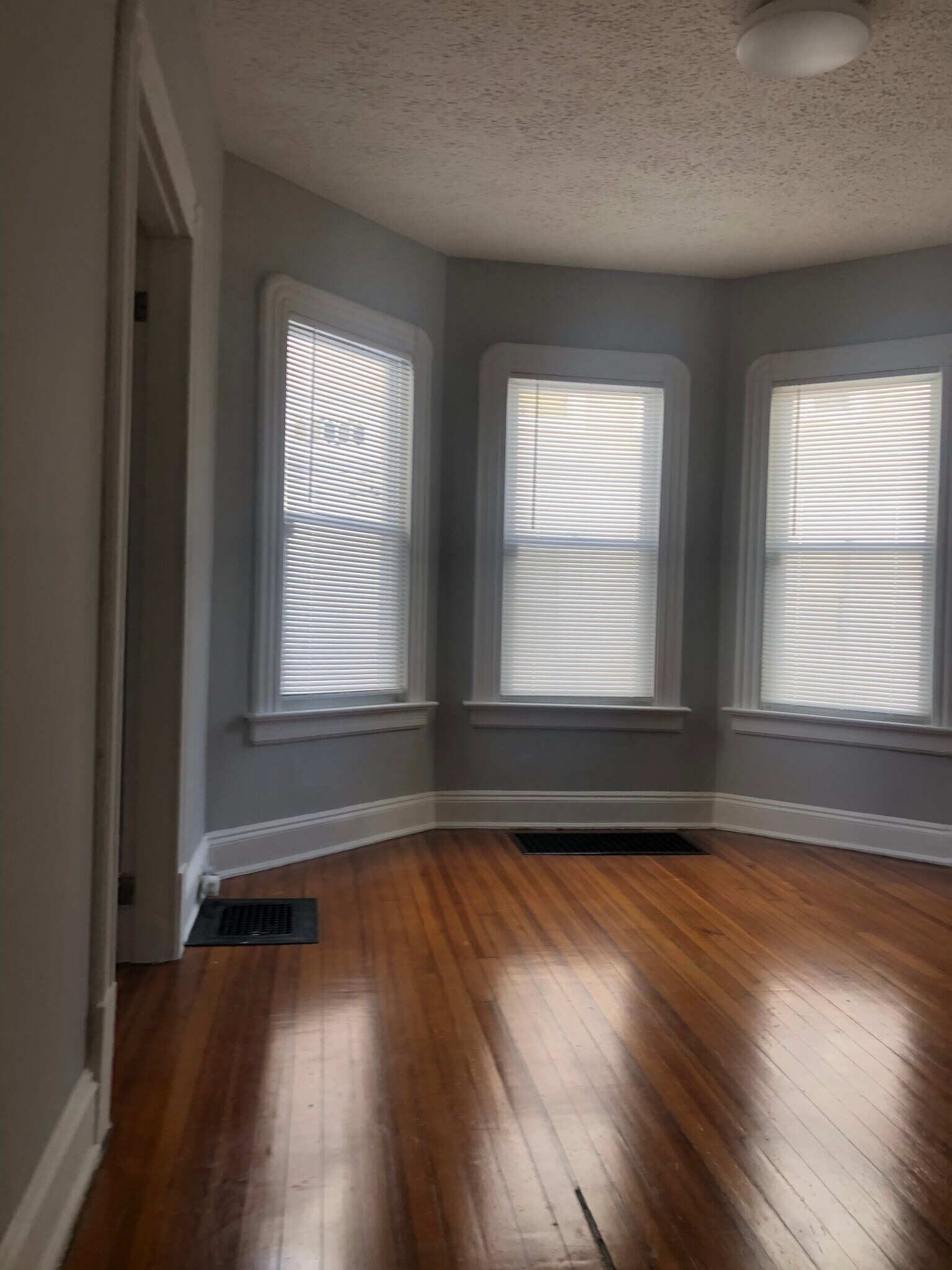 Dinning room - 65 Rowe Ave