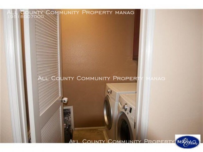 Building Photo - 31074 Strawberry Tree Ln