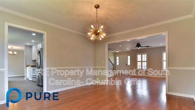 Building Photo - 229 Kenmore Park Dr