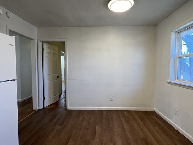 Building Photo - 4-Bedroom Home with Spacious Fenced Yard