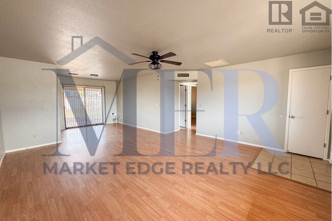 Building Photo - 2Bed/1.5Bath House in Arizona City! Ready for Immediate Move-In! -- RV GATE! NO HOA!