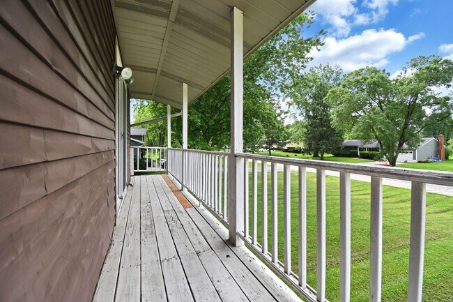 Building Photo - 5978 Alice Dr