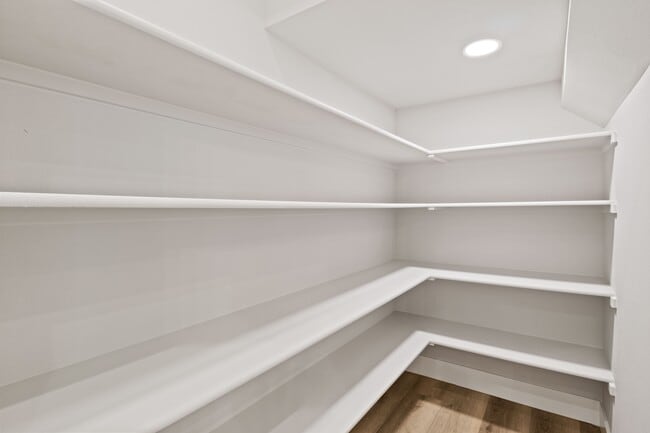 Building Photo - 1026-KE1026 Sassafras St