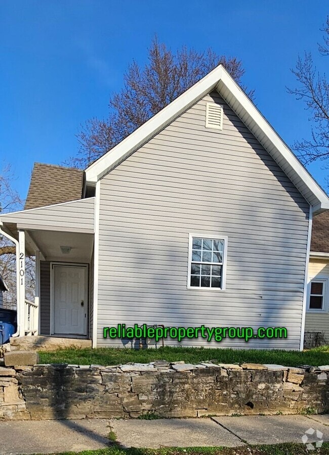 Building Photo - New Listing in Marion IN