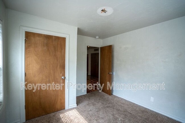 Building Photo - 116-118 NW 31st St