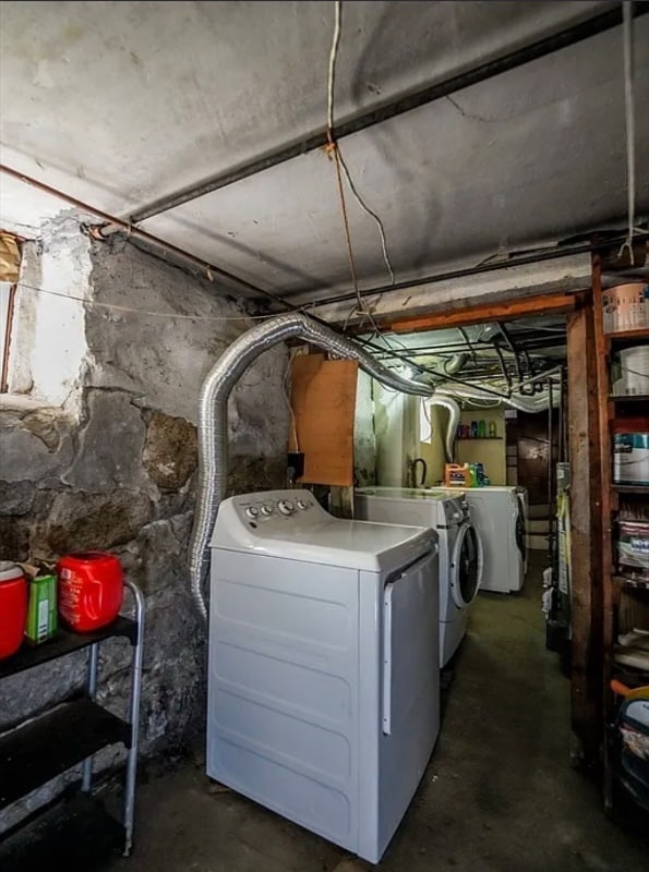 Building Photo - 37 Eaton St